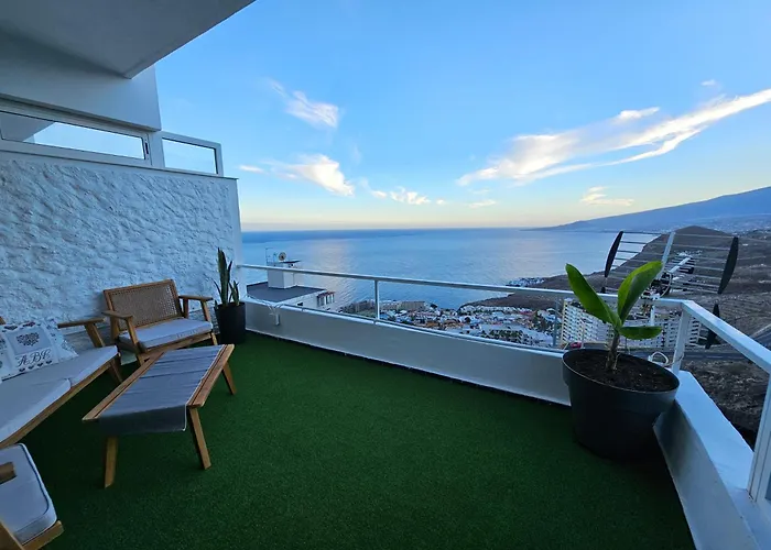 Panoramic Tabaiba * Санта-Крус-де-Тенерифе